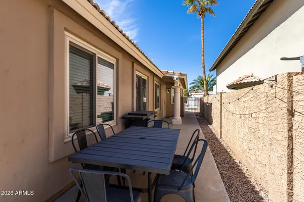 $460,000 | 18625 North 15th Place, Phoenix, AZ 85024