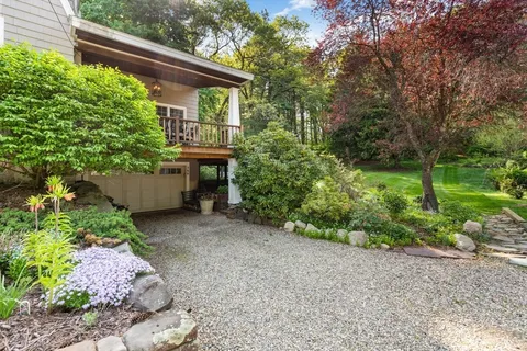 $5,350 | 368 Main Street, Lynnfield, MA 01940