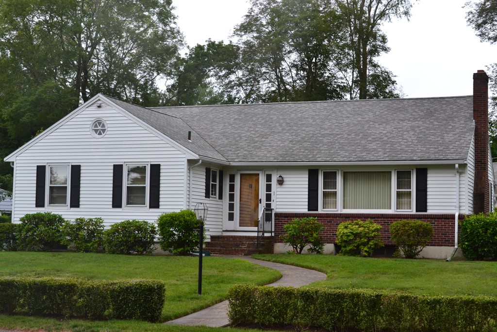 1 Tyson Road Easton, MA 02375 - Photo 2 of 23 Gallery Image 2