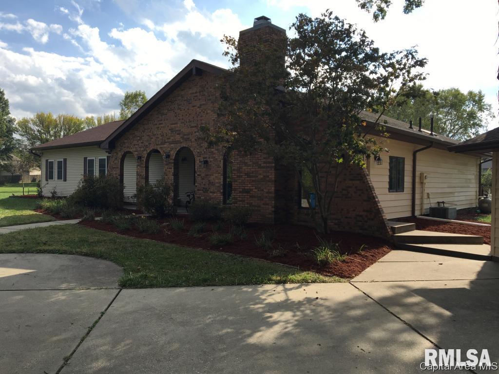 487 North Koke Mill Road Springfield, IL 62711 - Photo 2 of 19