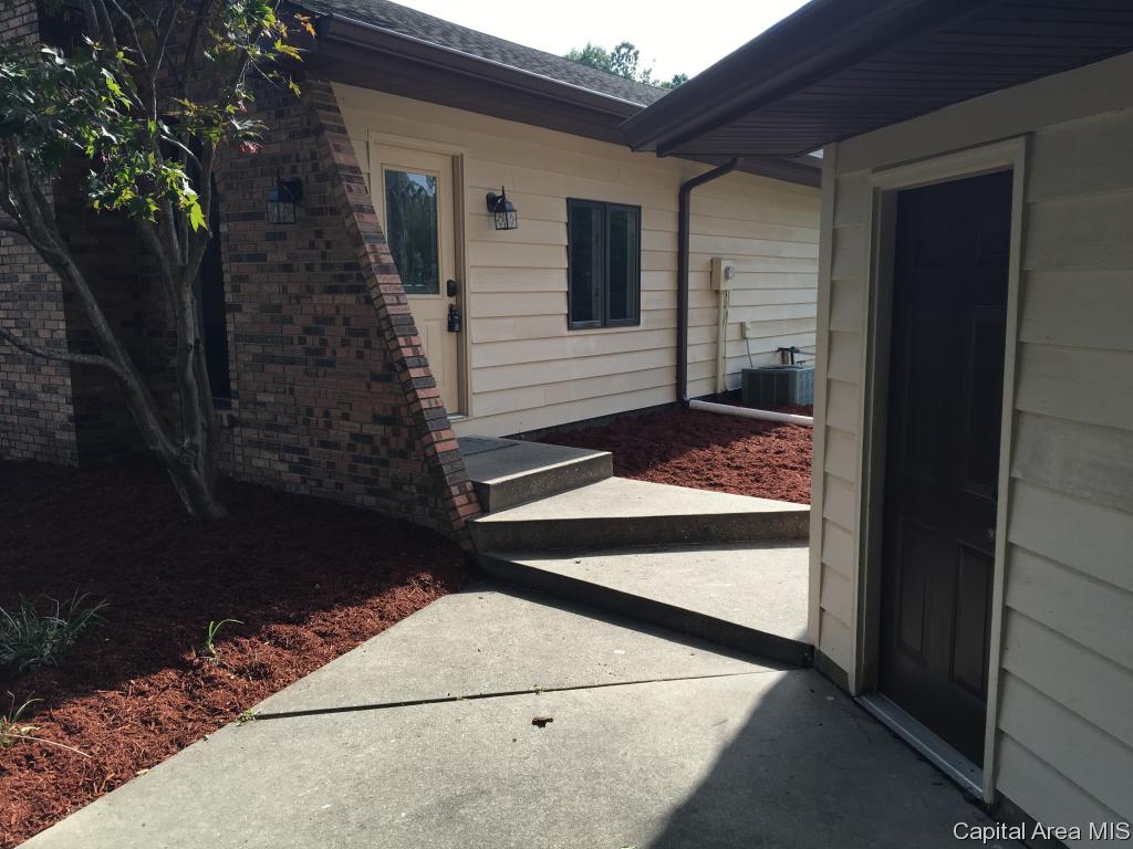 487 North Koke Mill Road Springfield, IL 62711 - Photo 17 of 19