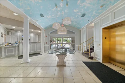 $127,500 | 335 Wrigley Drive, Unit 410, Lake Geneva, WI 53147