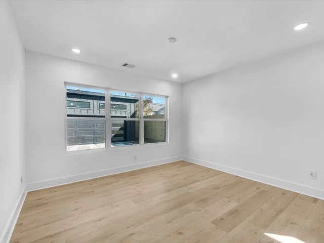 $725,000 | 3209 Binz Street, Houston, TX 77004