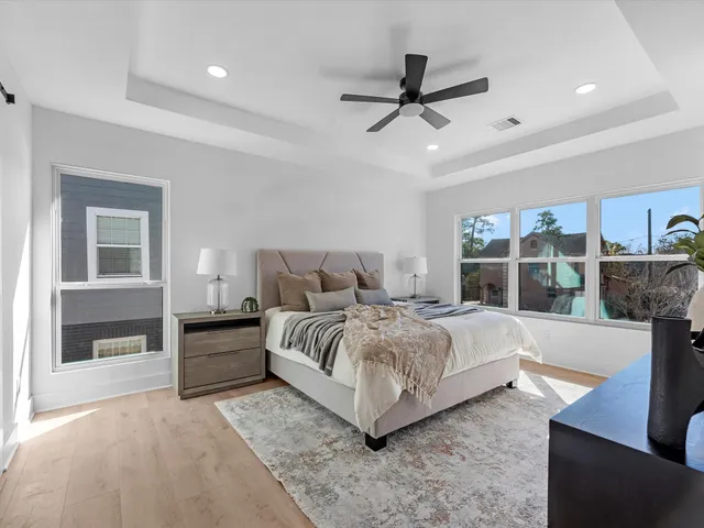 $725,000 | 3209 Binz Street, Houston, TX 77004