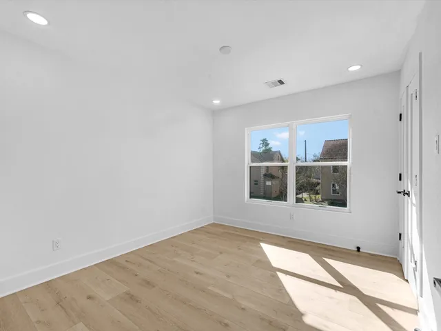 $725,000 | 3209 Binz Street, Houston, TX 77004