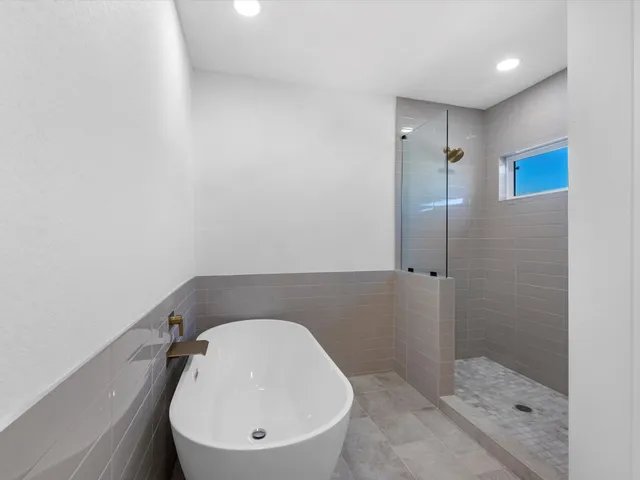 $725,000 | 3209 Binz Street, Houston, TX 77004