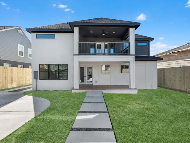 $725,000 | 3209 Binz Street, Houston, TX 77004