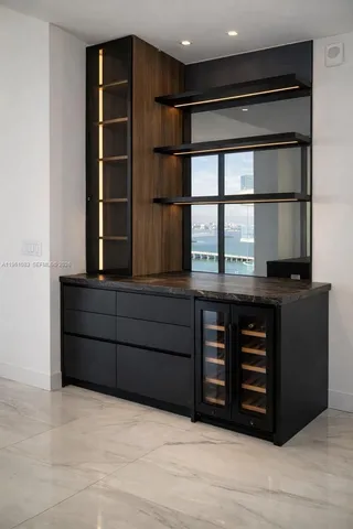 $18,000 | 700 Northeast 24th Street, Unit 4301, Miami, FL 33137