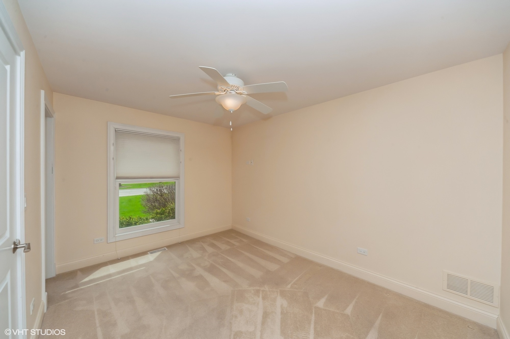 380 Deerpath Square Lake Forest, IL 60045 - Photo 22 of 32