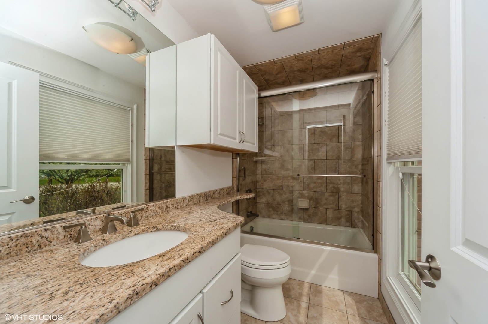 380 Deerpath Square Lake Forest, IL 60045 - Photo 23 of 32