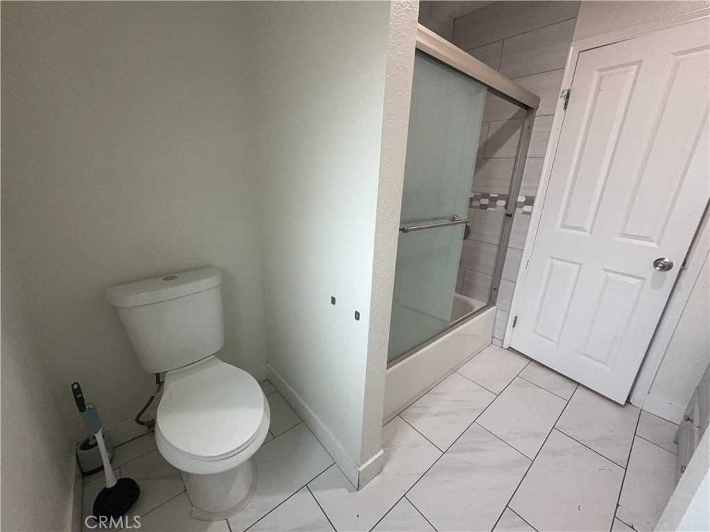139 North Palm Avenue, Unit 1 Rialto, CA 92376 - Photo 16 of 23 Guest Bathroom