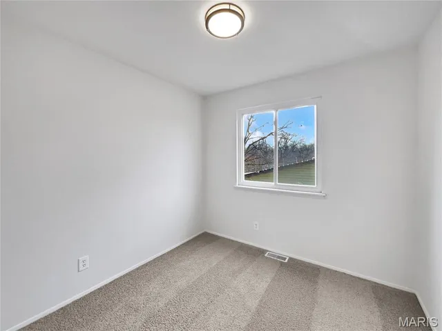 $264,000 | 6 South Boxwood Lane, O'Fallon, MO 63366