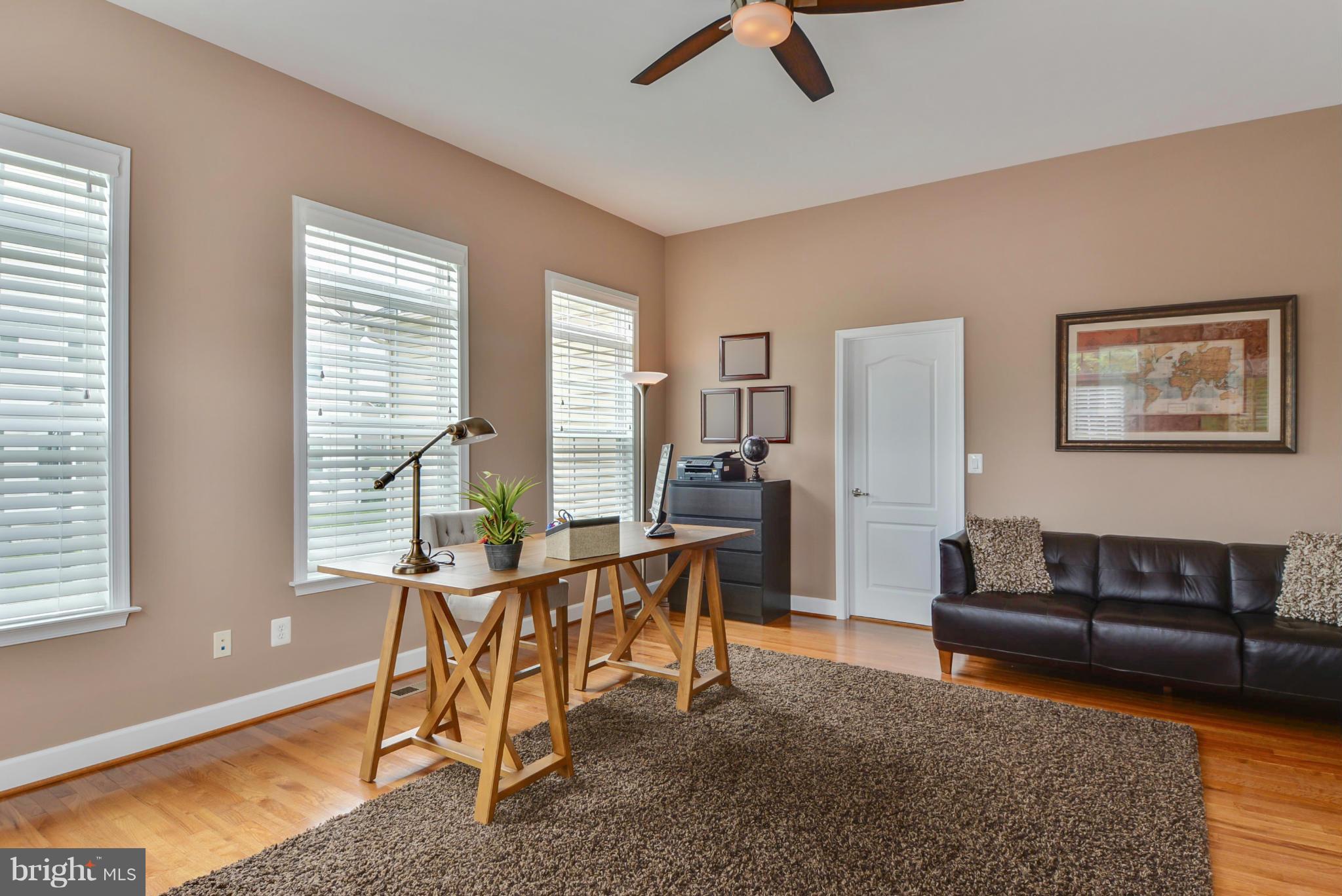 41953 Riding Mill Place Ashburn, VA 20148 - Photo 14 of 30 Study / Den