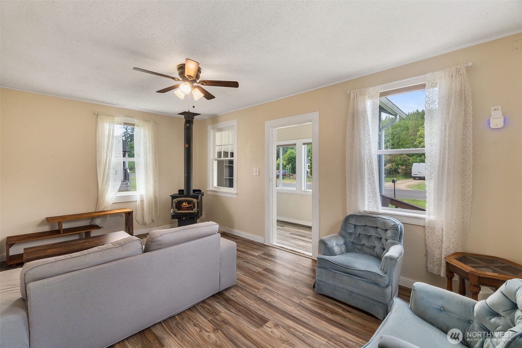 214 Endresen Road Hoquiam, WA 98550 - Photo 12 of 32 Gallery Image 12
