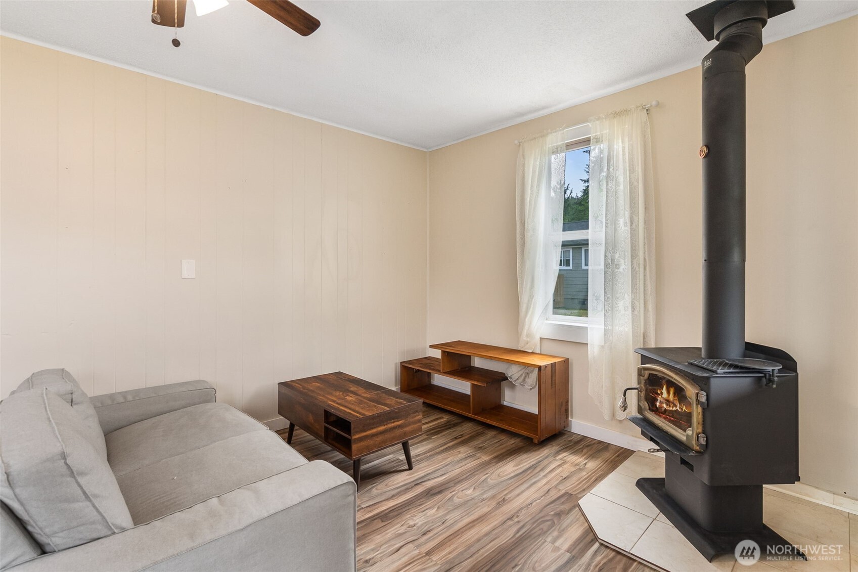 214 Endresen Road Hoquiam, WA 98550 - Photo 13 of 32 Gallery Image 13
