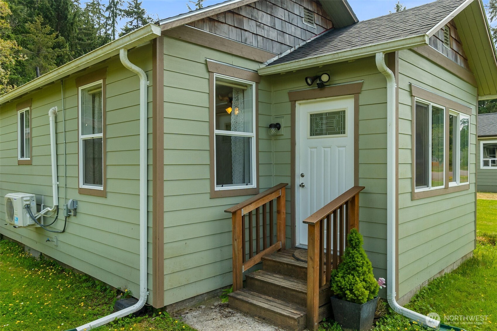 214 Endresen Road Hoquiam, WA 98550 - Photo 9 of 32 Gallery Image 9
