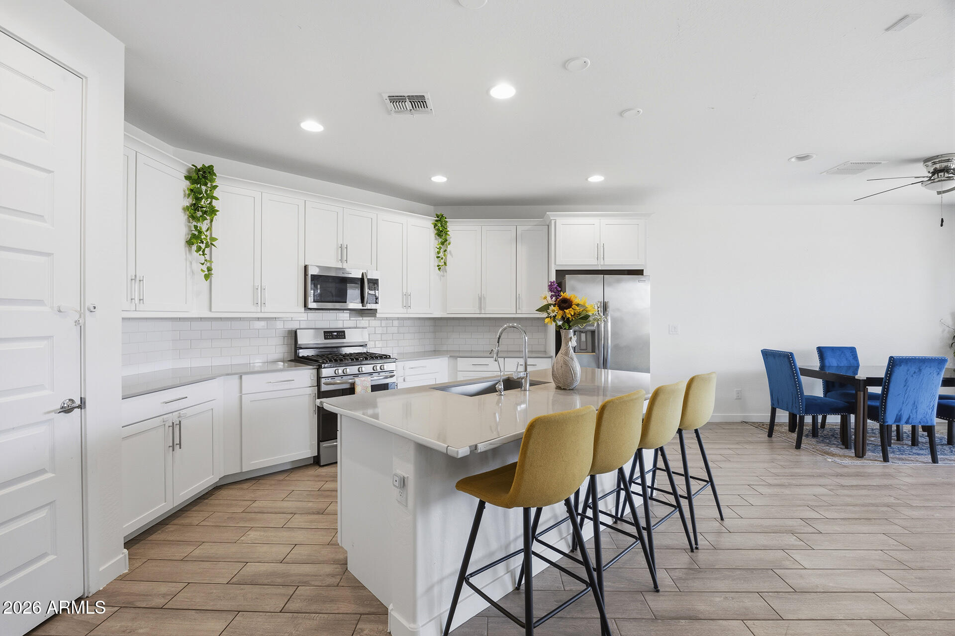 2300 East Ridgewood Lane Gilbert, AZ 85298 - Photo 7 of 50 Kitchen