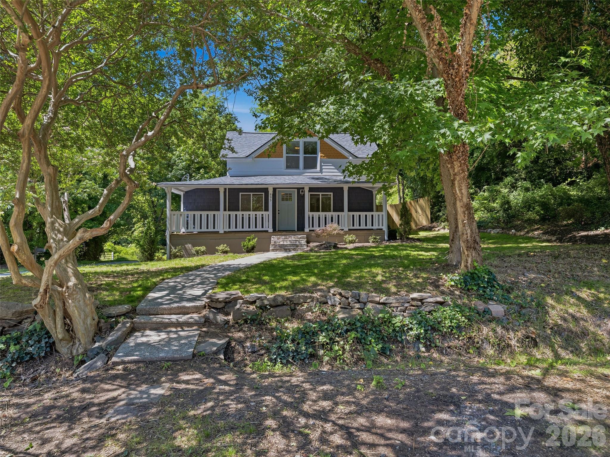 895 North Trade Street Tryon, NC 28782 - Photo 4 of 45