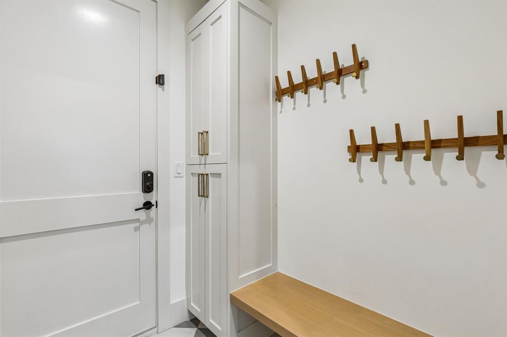 7403 Robin Road Dallas, TX 75209 - Photo 11 of 36 Gallery Image 11