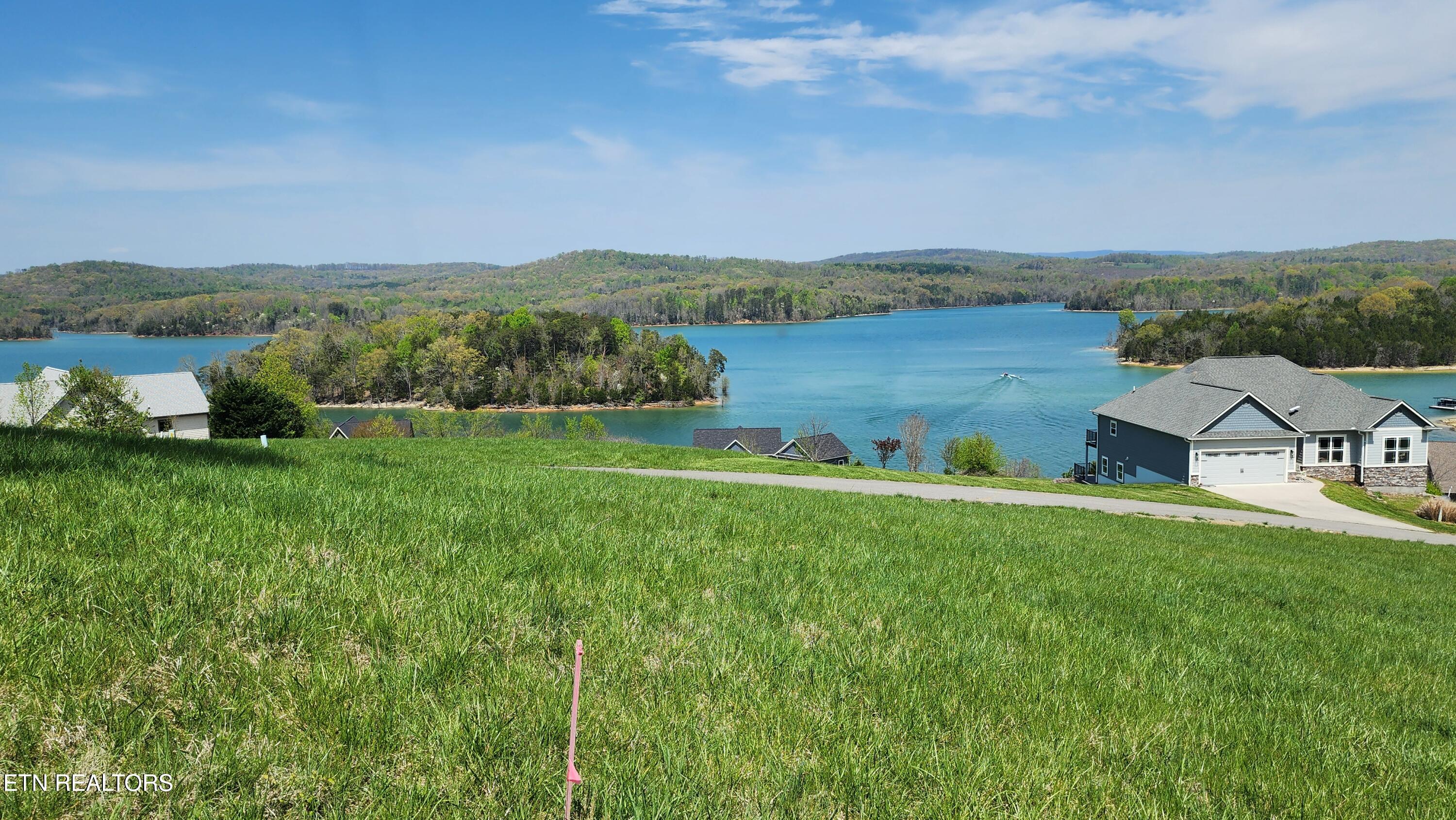 672 Diamond Lane Sharps Chapel, TN 37866 - Photo 13 of 35 20250414_124713