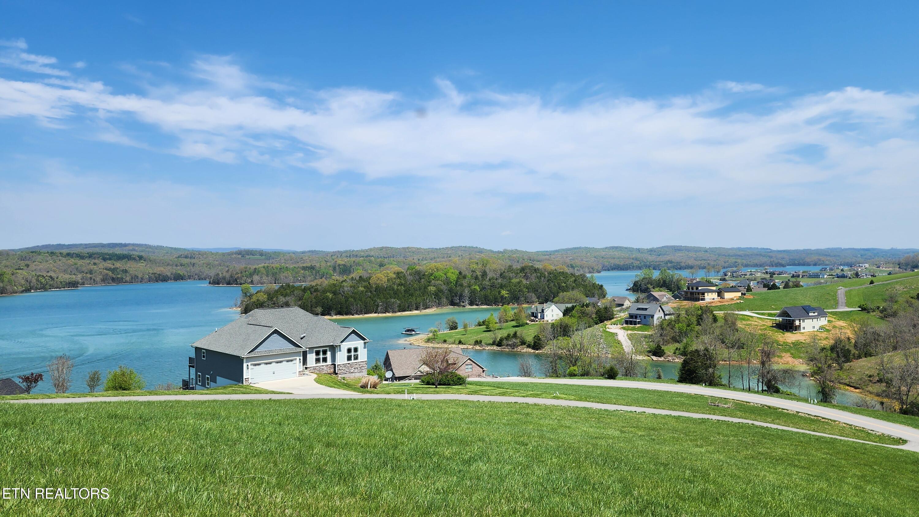 672 Diamond Lane Sharps Chapel, TN 37866 - Photo 18 of 35 20250414_124818