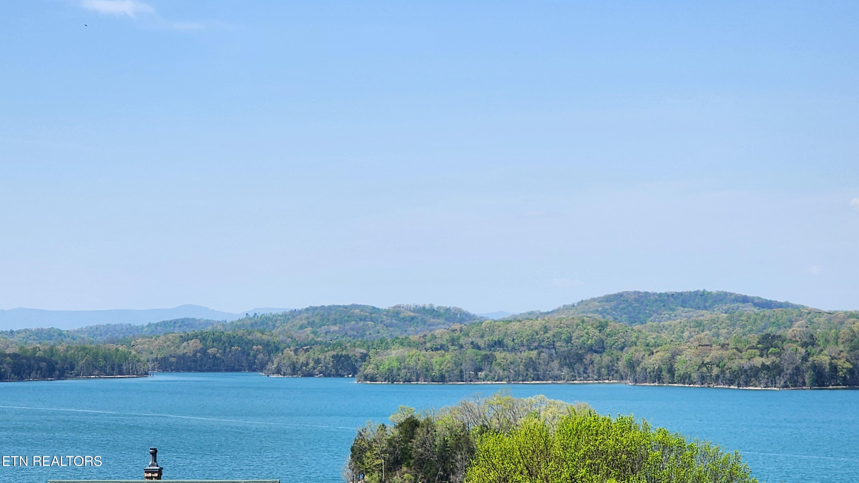 672 Diamond Lane Sharps Chapel, TN 37866 - Photo 25 of 35 20250414_125052