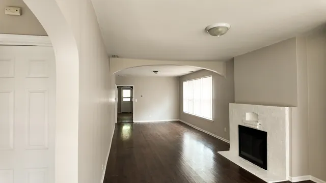 $343,000 | 1700 West 105th Street, Chicago, IL 60643