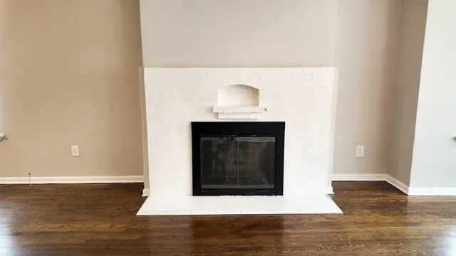 $343,000 | 1700 West 105th Street, Chicago, IL 60643