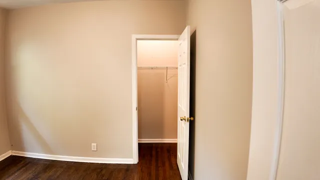 $343,000 | 1700 West 105th Street, Chicago, IL 60643