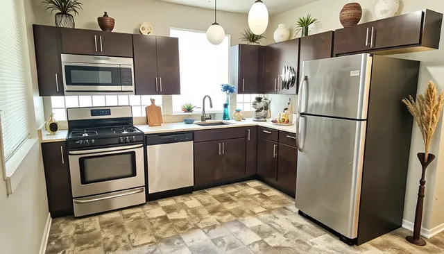 $343,000 | 1700 West 105th Street, Chicago, IL 60643