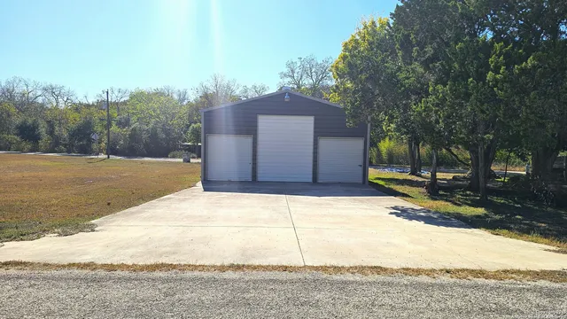 $250,000 | 530 Robin Nest, Canyon Lake, TX 78133