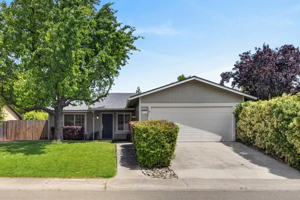 $649,888 | 5733 Mesa Verde Circle, Rocklin, CA 95677