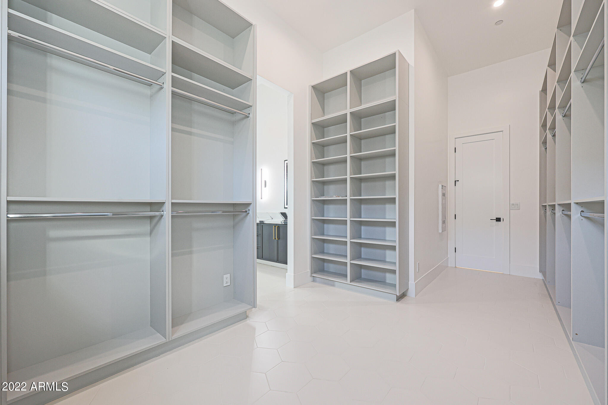 27980 Tranquilo Way Rio Verde, AZ 85263 - Photo 28 of 51 Master Closet