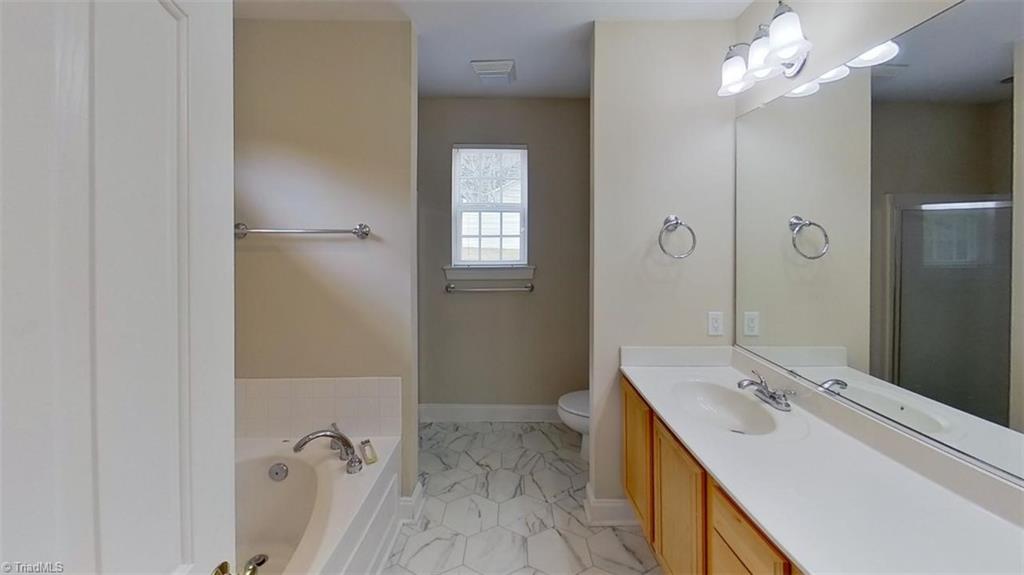 9544 Oakbrook Ridge Rural Hall, NC 27045 - Photo 6 of 12