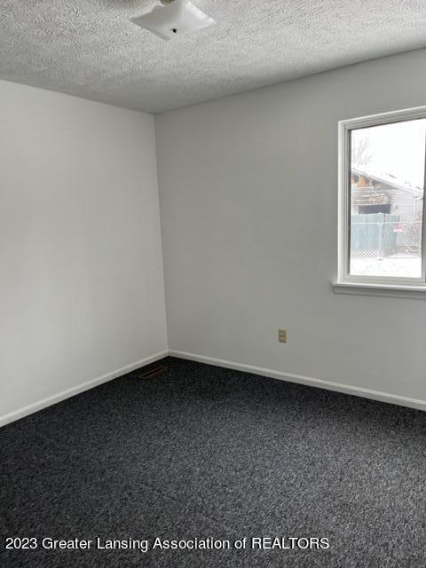 3102 West Miller Road Lansing, MI 48911 - Photo 33 of 41 IMG_3226