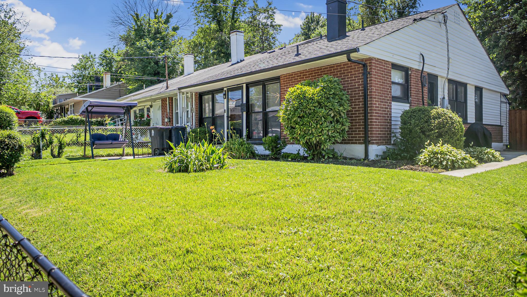 1918 Palmer Park Road Landover, MD 20785 - Photo 2 of 15
