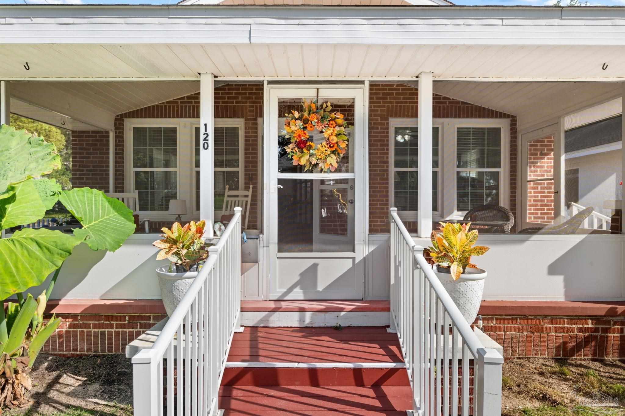 120 Bayou Boulevard Pensacola, FL 32503 - Photo 4 of 56