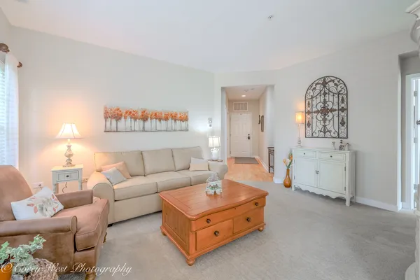 $398,000 | 2671 Stone Circle, Unit 103, Geneva, IL 60134