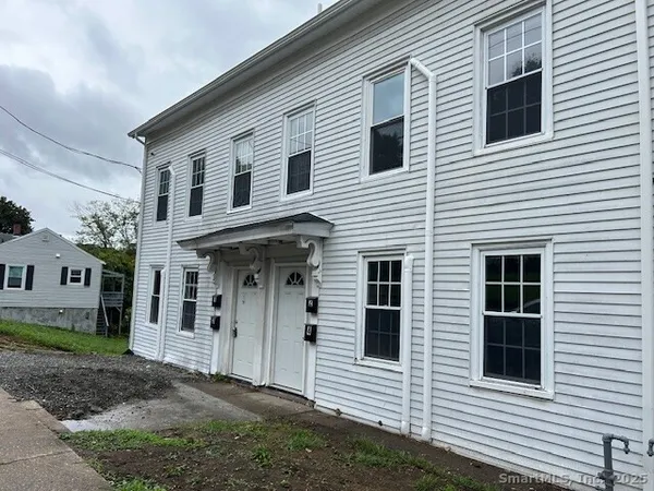 $1,150 | 92-98 Boswell Avenue, Unit 2, Norwich, CT 06360