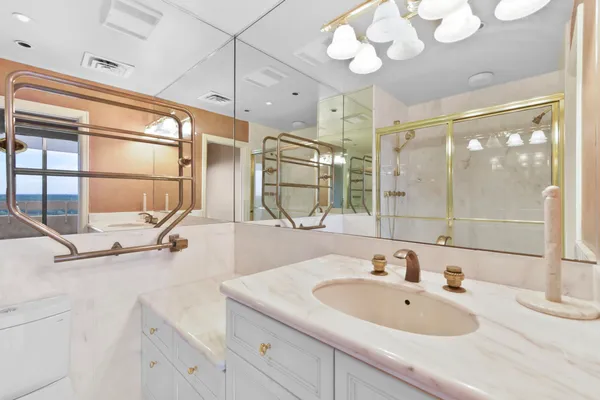 $650,000 | 14655 Champion Forest Drive, Unit 1802, Houston, TX 77069