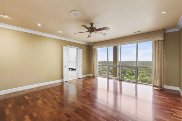 $650,000 | 14655 Champion Forest Drive, Unit 1802, Houston, TX 77069