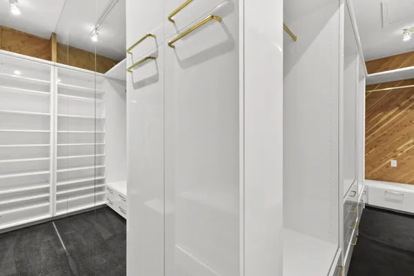 $650,000 | 14655 Champion Forest Drive, Unit 1802, Houston, TX 77069