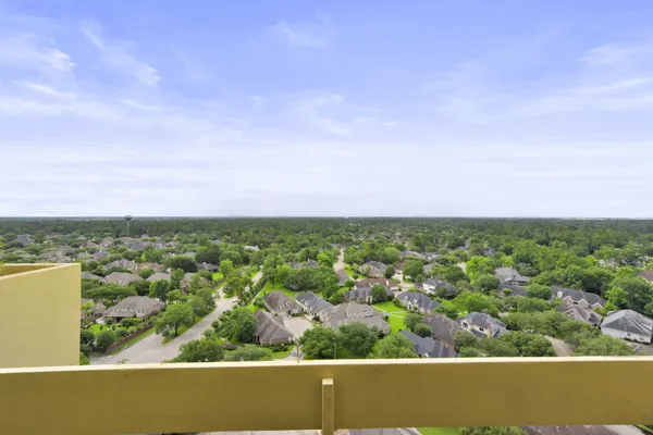 $650,000 | 14655 Champion Forest Drive, Unit 1802, Houston, TX 77069