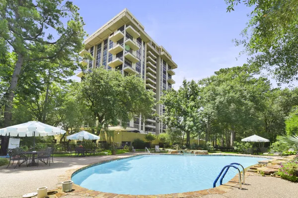 $650,000 | 14655 Champion Forest Drive, Unit 1802, Houston, TX 77069