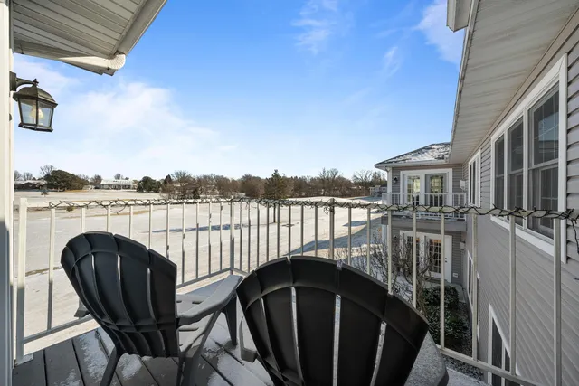 $374,999 | 208 Potter Road, Unit 202, Elkhorn, WI 53121