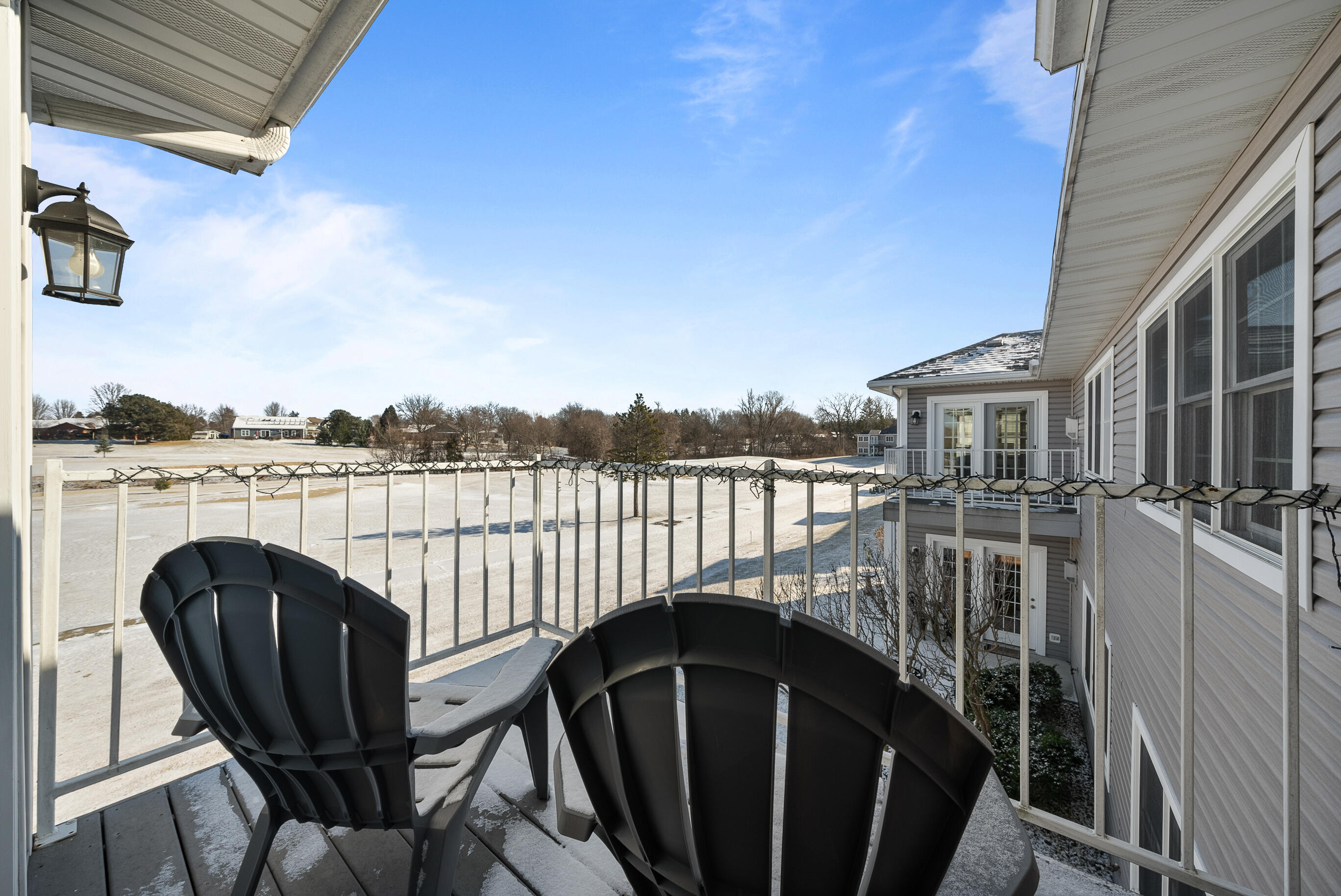 208 Potter Road, Unit 202 Elkhorn, WI 53121 - Photo 14 of 43 208 Potters Rd Unit 202 - Winter-37