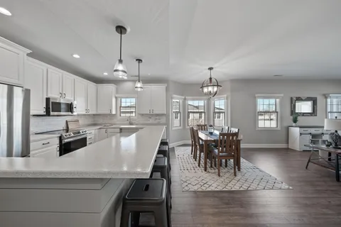 $374,999 | 208 Potter Road, Unit 202, Elkhorn, WI 53121