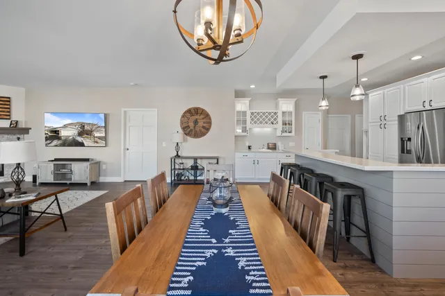 $374,999 | 208 Potter Road, Unit 202, Elkhorn, WI 53121