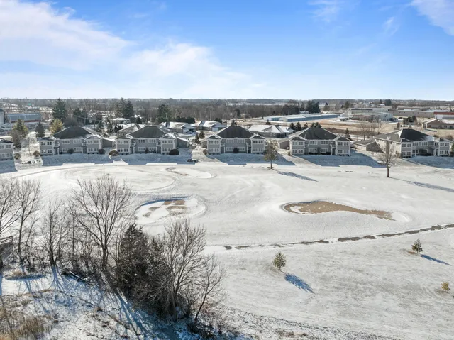 $374,999 | 208 Potter Road, Unit 202, Elkhorn, WI 53121