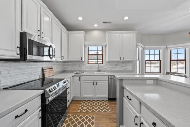 $374,999 | 208 Potter Road, Unit 202, Elkhorn, WI 53121